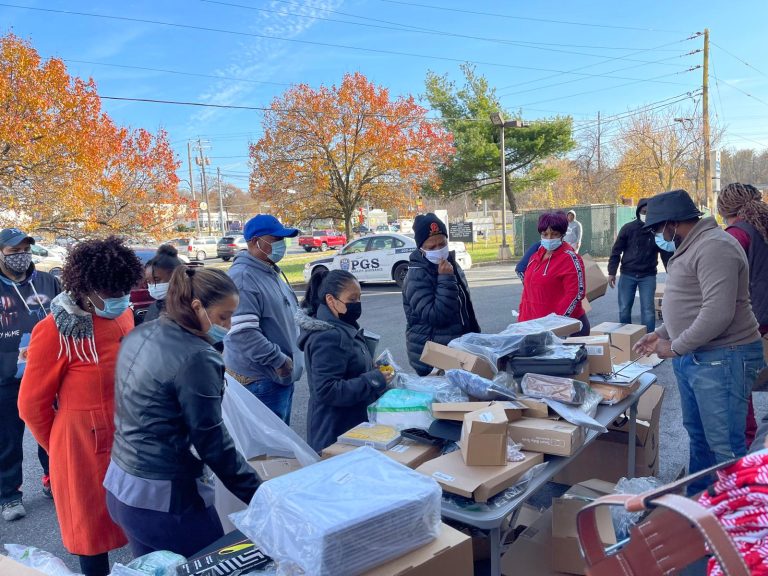 Read more about the article Community Give Away. Project Better Life Intl in collaboration with DD and the Potters Place Global Church. “It is an honorable thing to give”