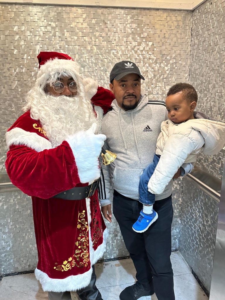 Read more about the article Project Better Life Intl in collaboration with Destini Driven and The Potters Place Global Church… Santa Claus Community Outreach Dec 2023